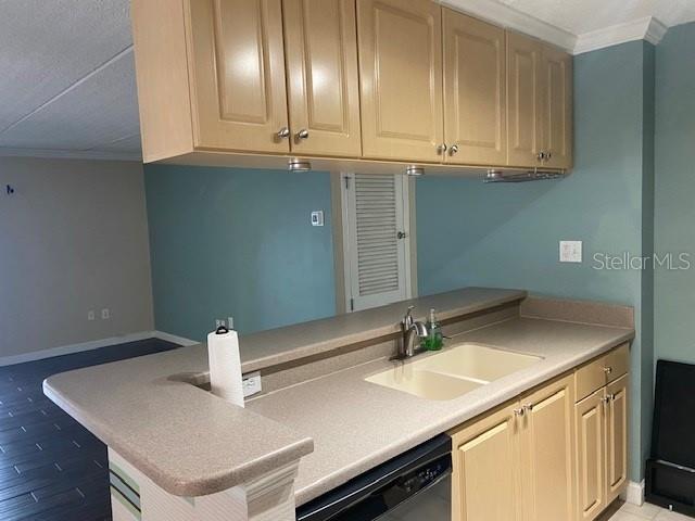 Image 4 of 36 For 108 Alameda Court 334