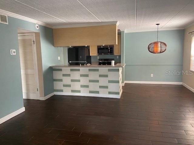 Image 7 of 36 For 108 Alameda Court 334