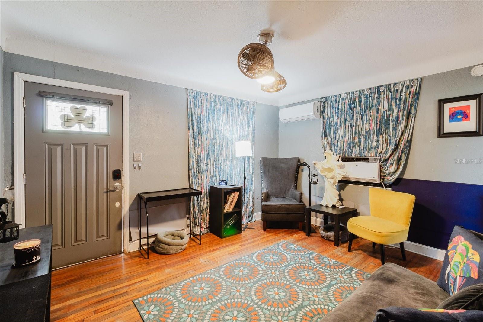 Image 7 of 30 For 765 60th Avenue Ne