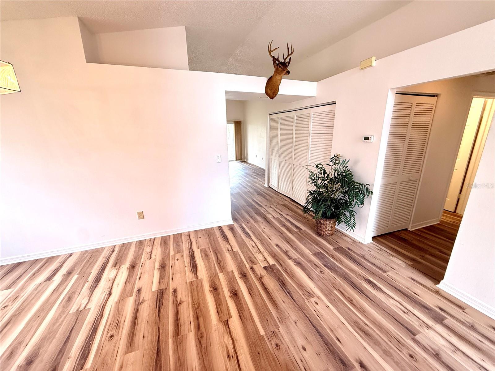 Image 14 of 62 For 7830 Becket Street