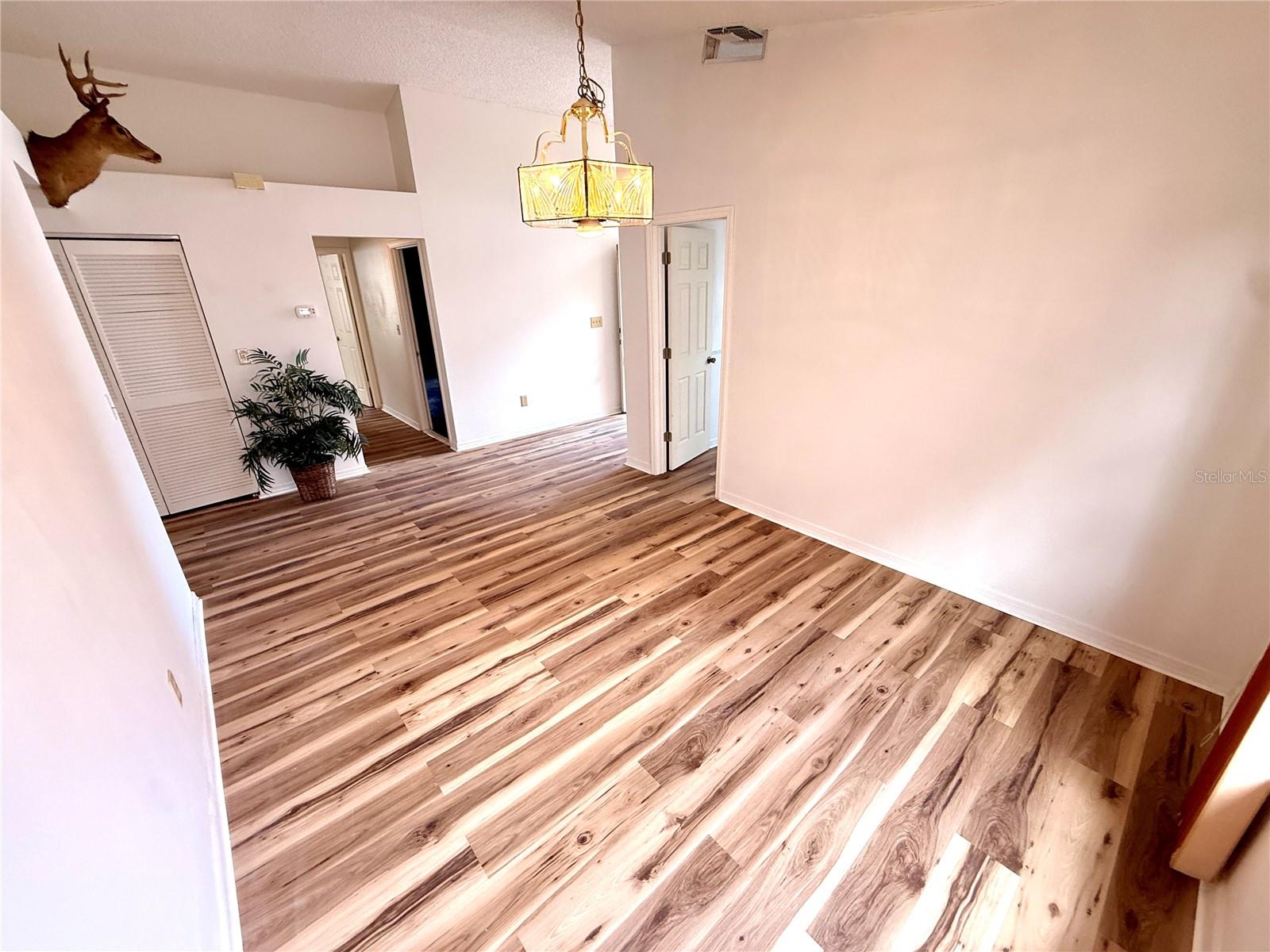 Image 15 of 62 For 7830 Becket Street