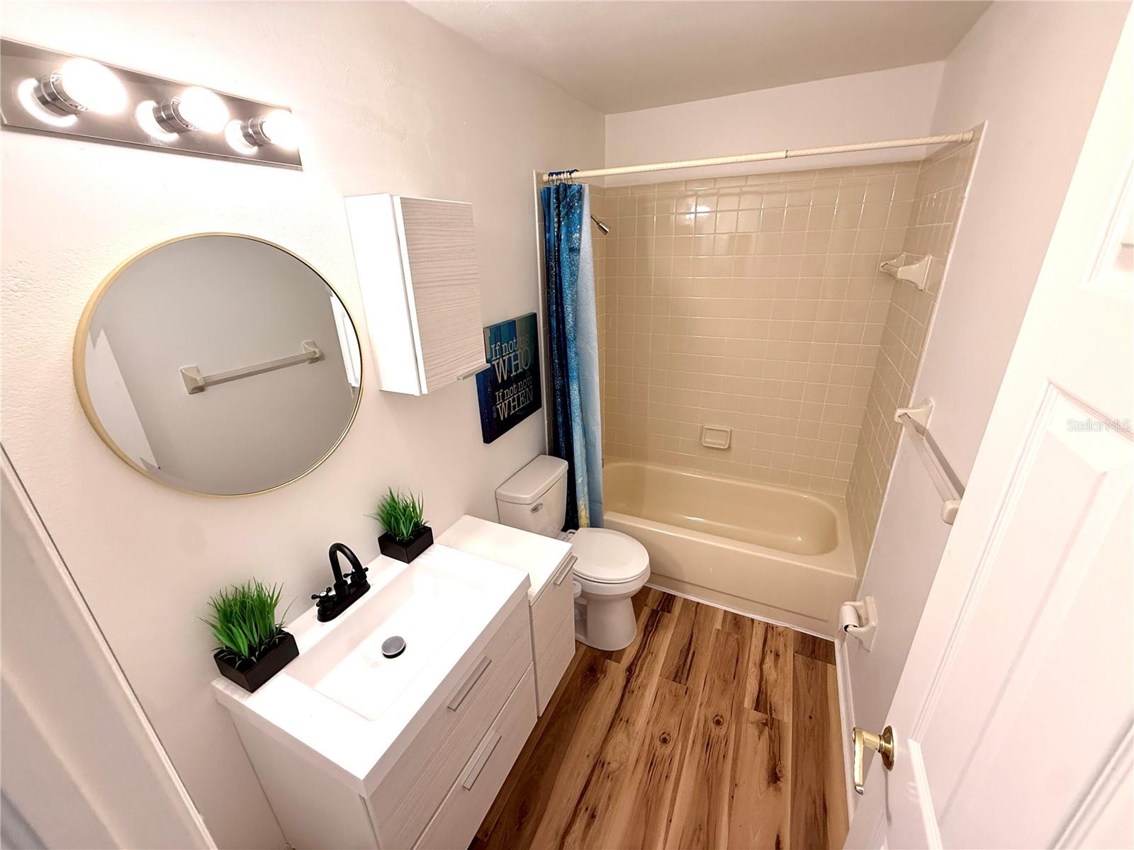 Image 19 of 62 For 7830 Becket Street