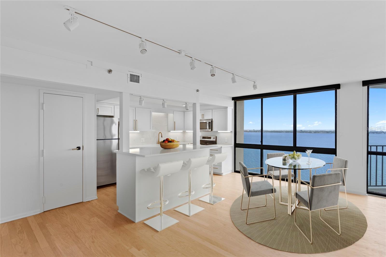 Image 13 of 55 For 3301 Bayshore Boulevard 1904d