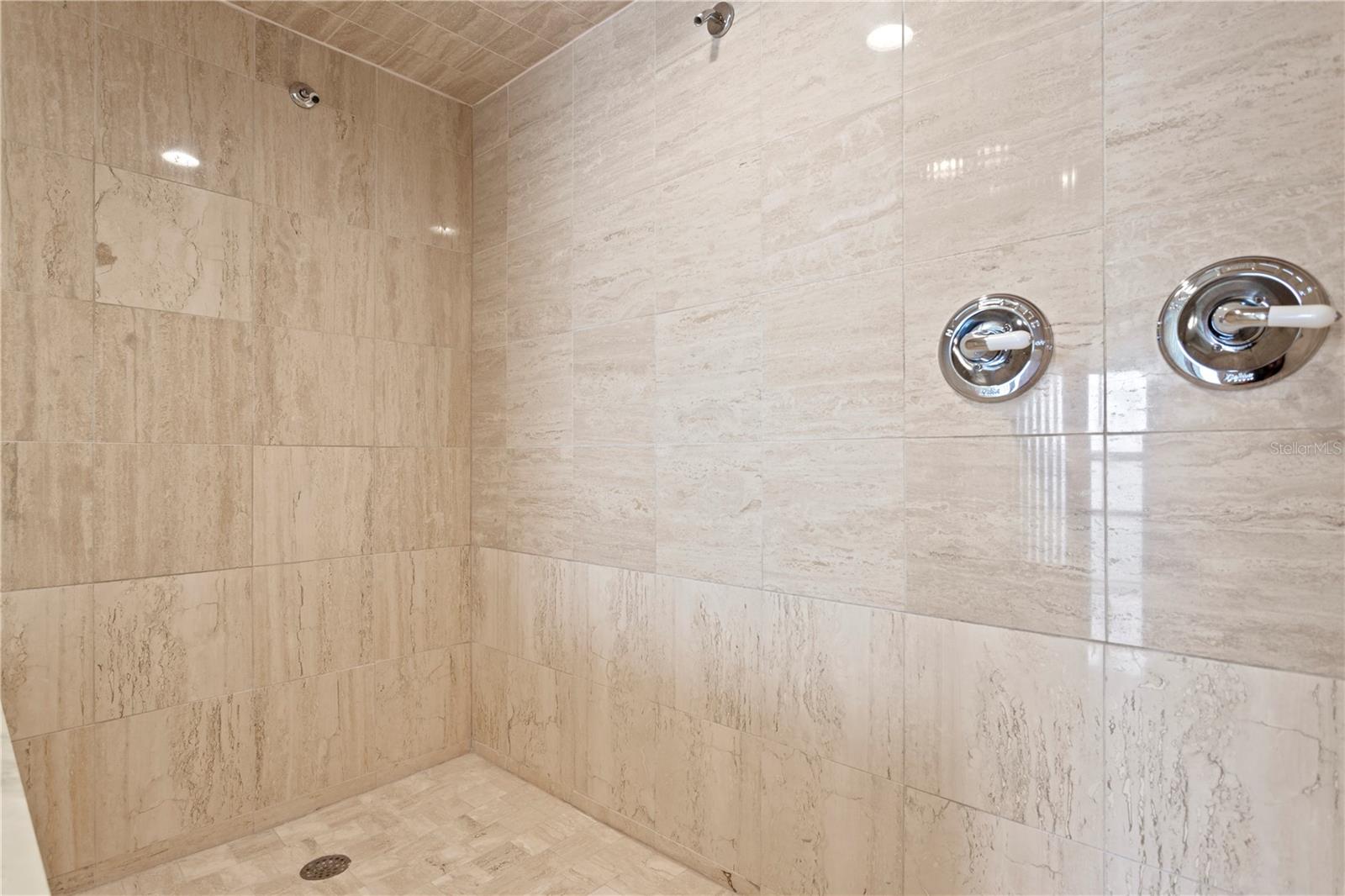 Image 24 of 55 For 3301 Bayshore Boulevard 1904d