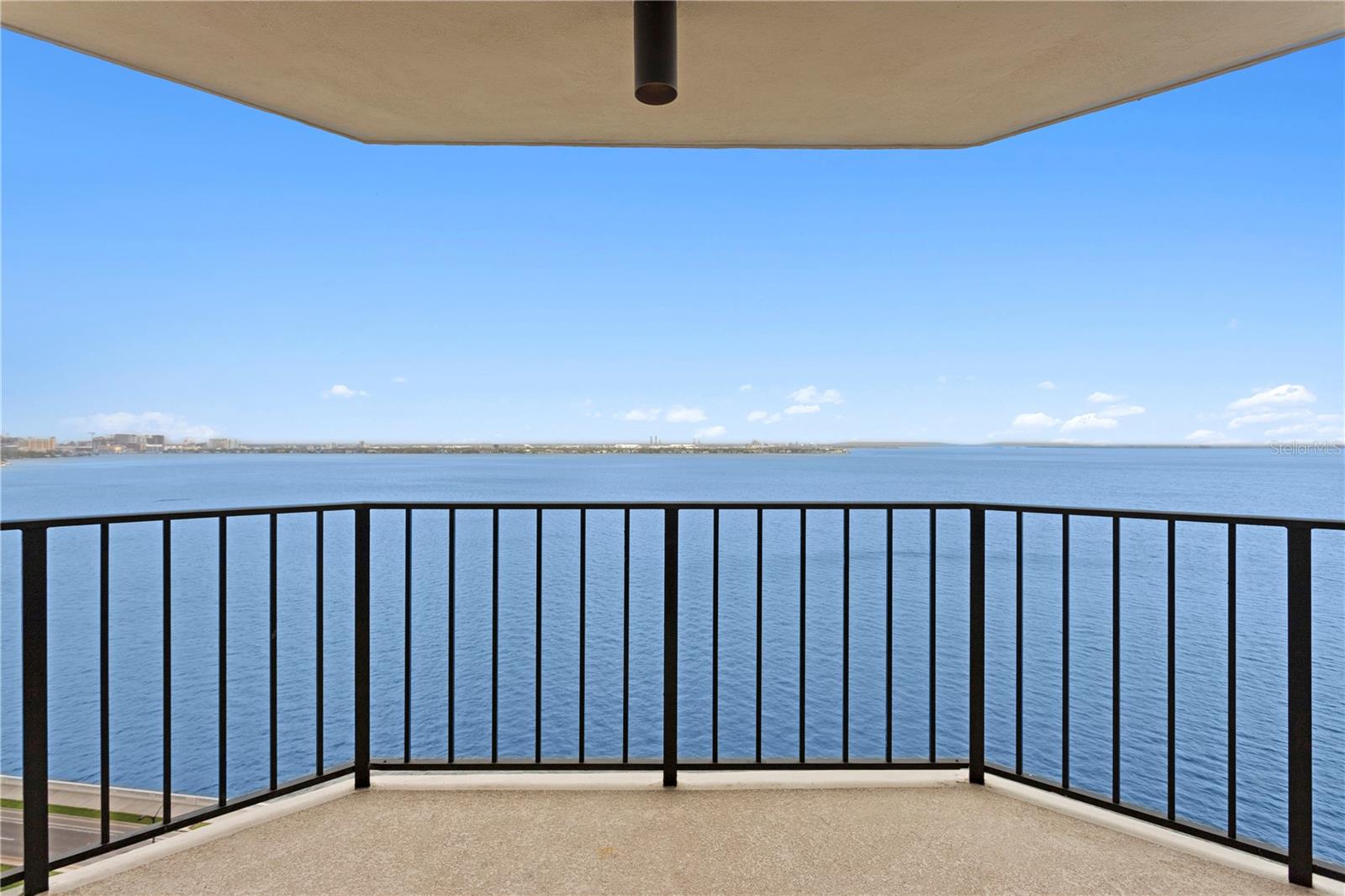 Image 9 of 55 For 3301 Bayshore Boulevard 1904d