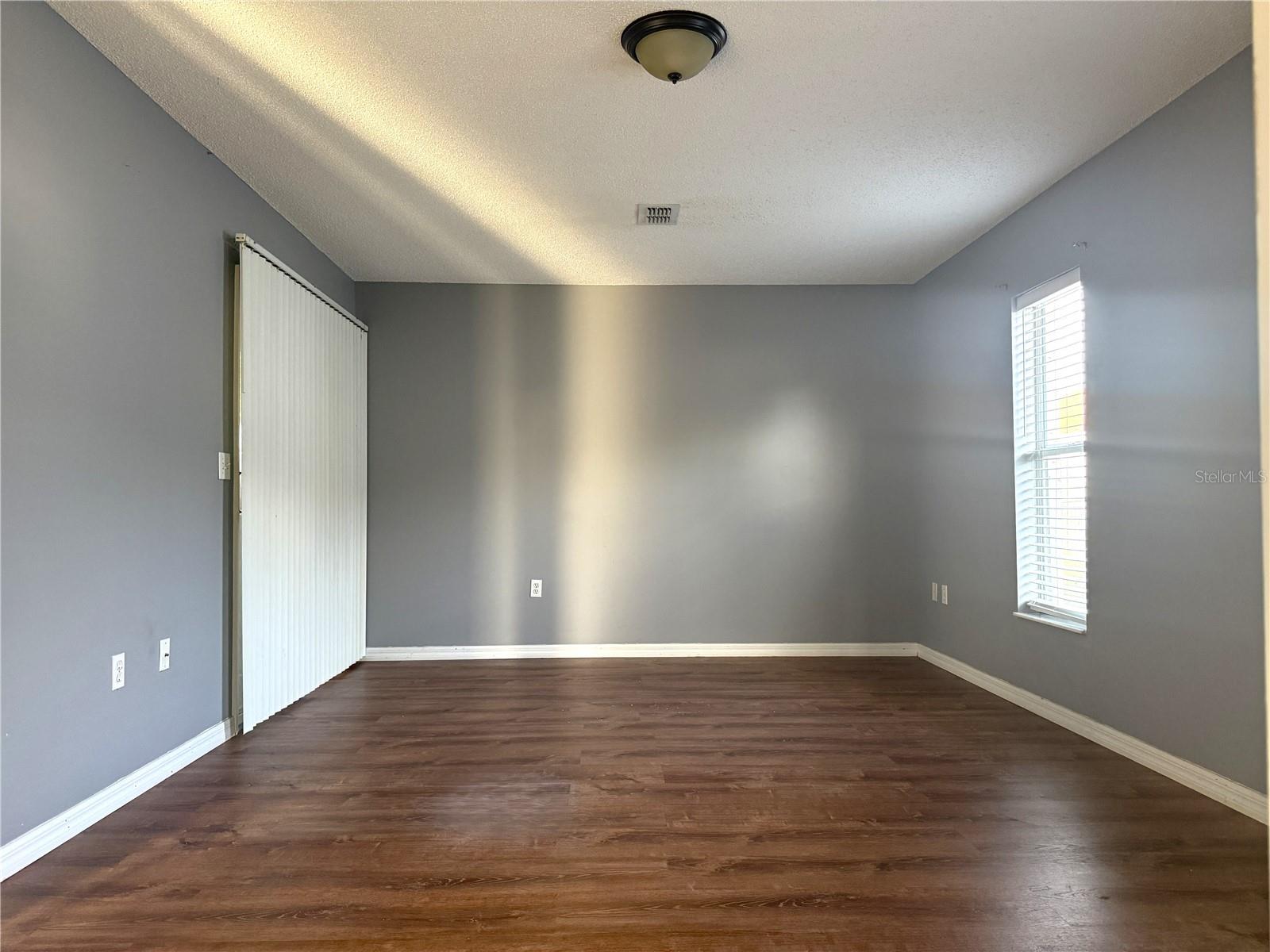 Image 13 of 27 For 8839 Greenleaf Court