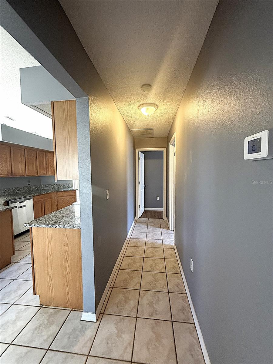 Image 18 of 27 For 8839 Greenleaf Court