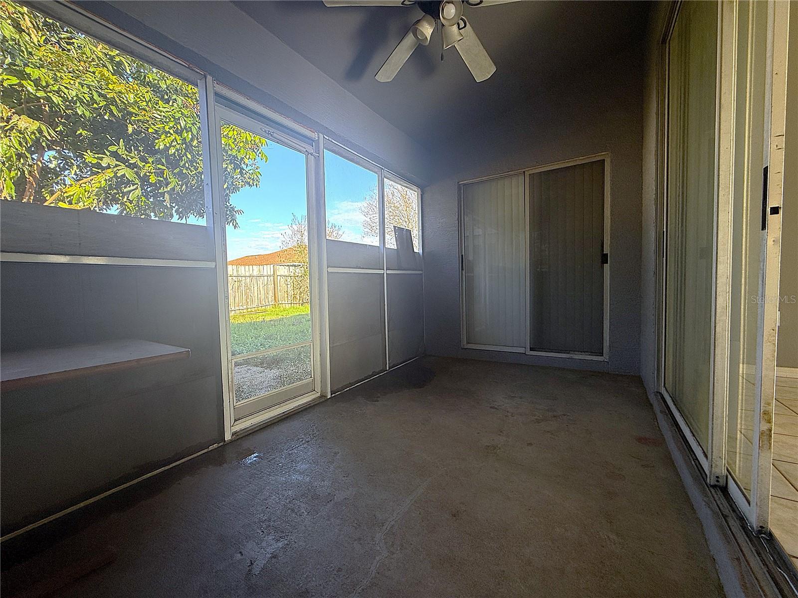 Image 24 of 27 For 8839 Greenleaf Court