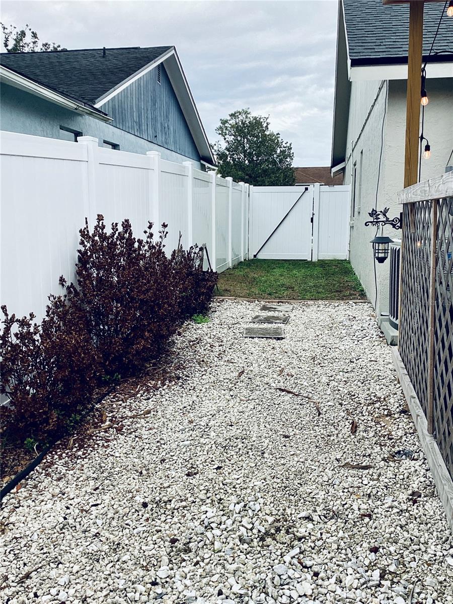 Image 5 of 28 For 525 Rapid Falls Drive