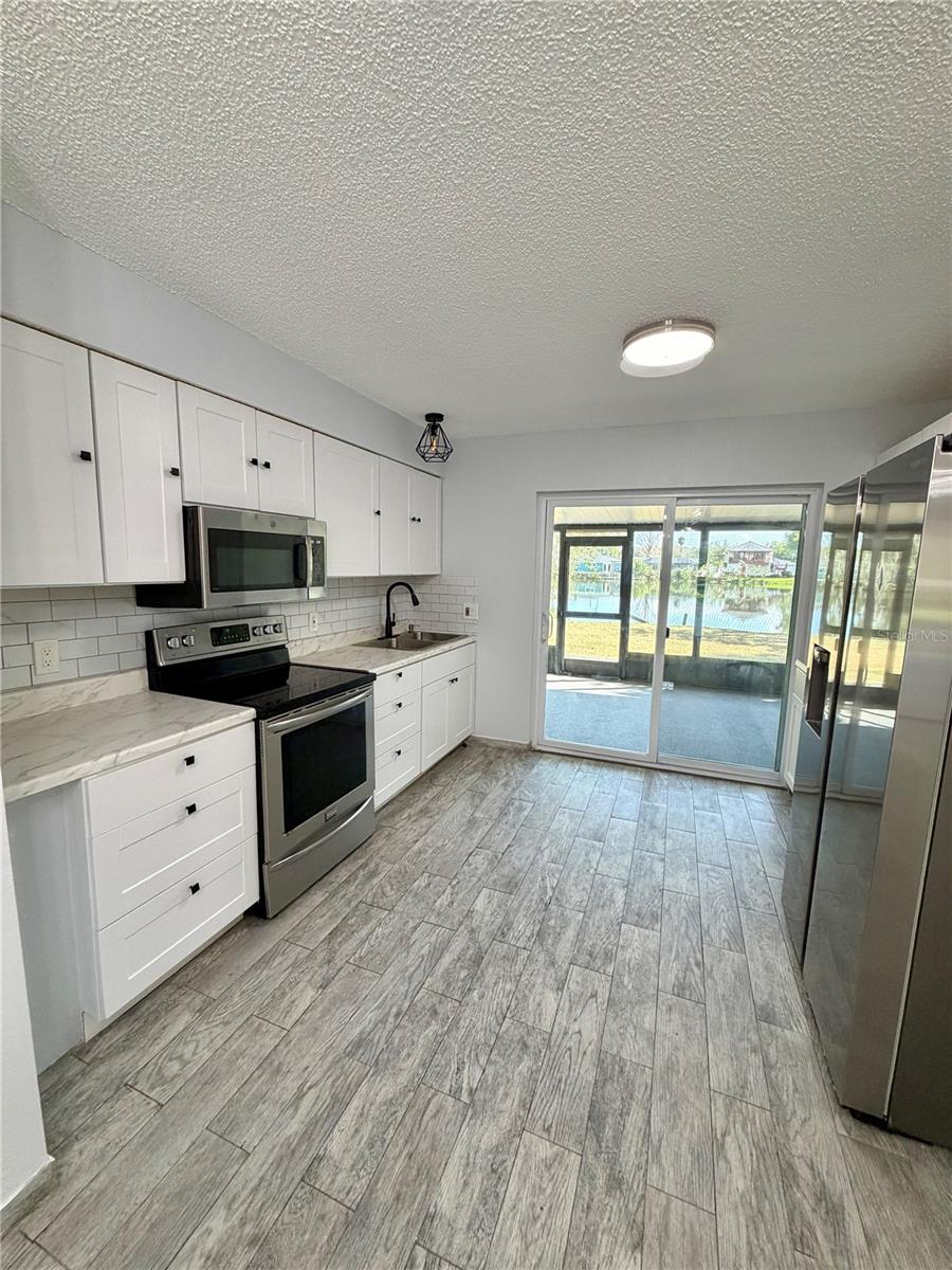 Image 5 of 15 For 4546 Edith Street