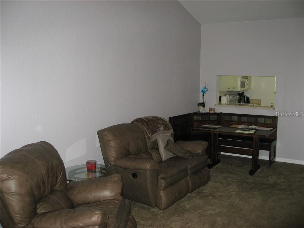 Image 3 of 15 For 8342 Bernwood Cove Loop 804