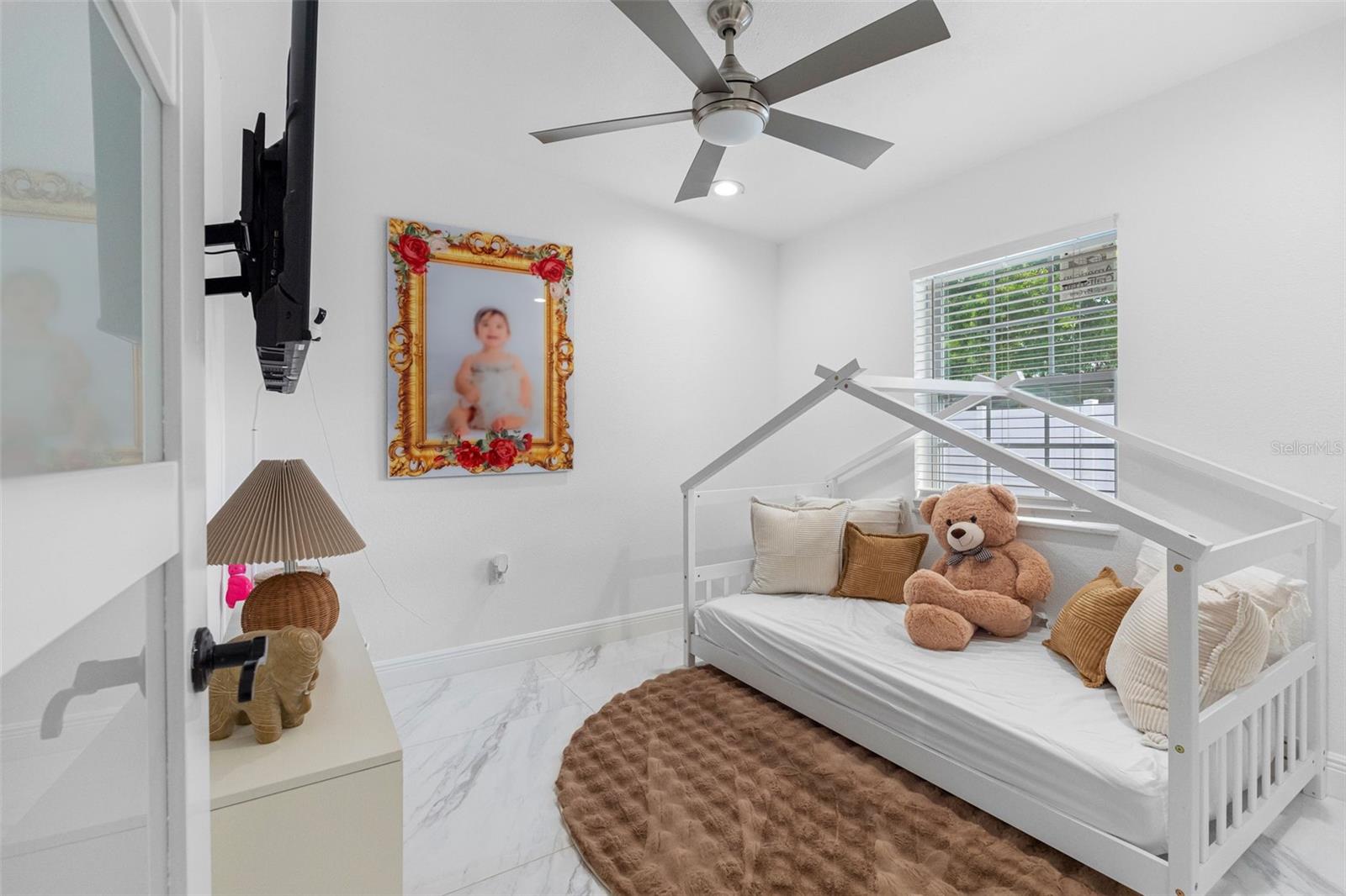 Image 20 of 87 For 1803 Lake Crest Avenue