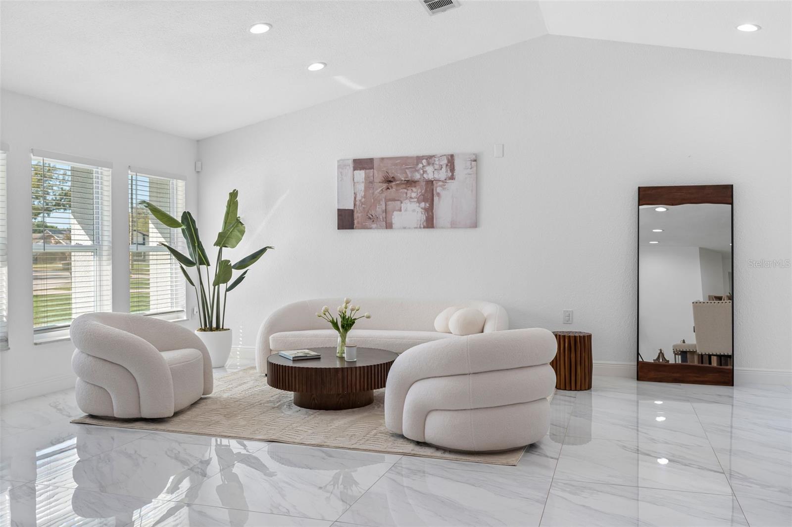 Image 21 of 87 For 1803 Lake Crest Avenue