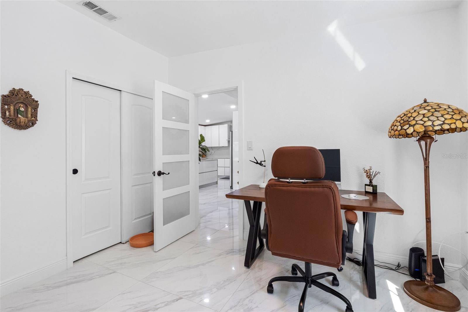 Image 24 of 87 For 1803 Lake Crest Avenue