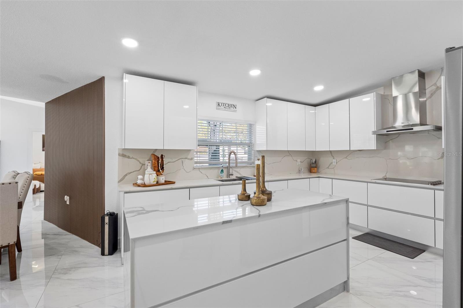 Image 52 of 87 For 1803 Lake Crest Avenue