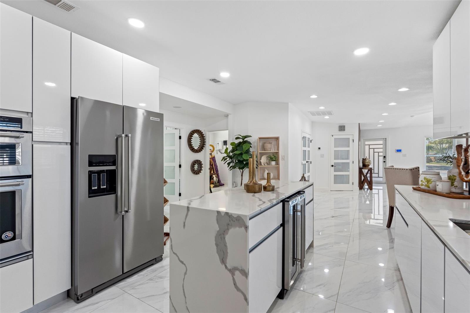 Image 54 of 87 For 1803 Lake Crest Avenue