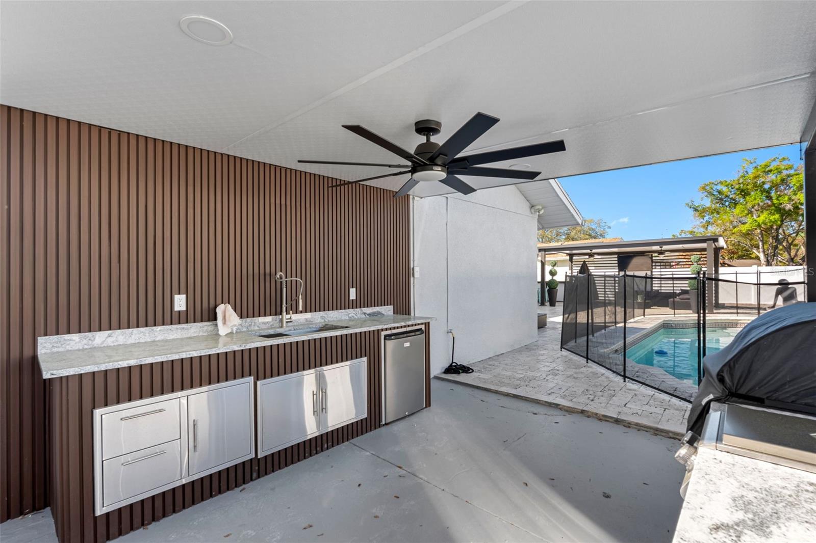 Image 77 of 87 For 1803 Lake Crest Avenue