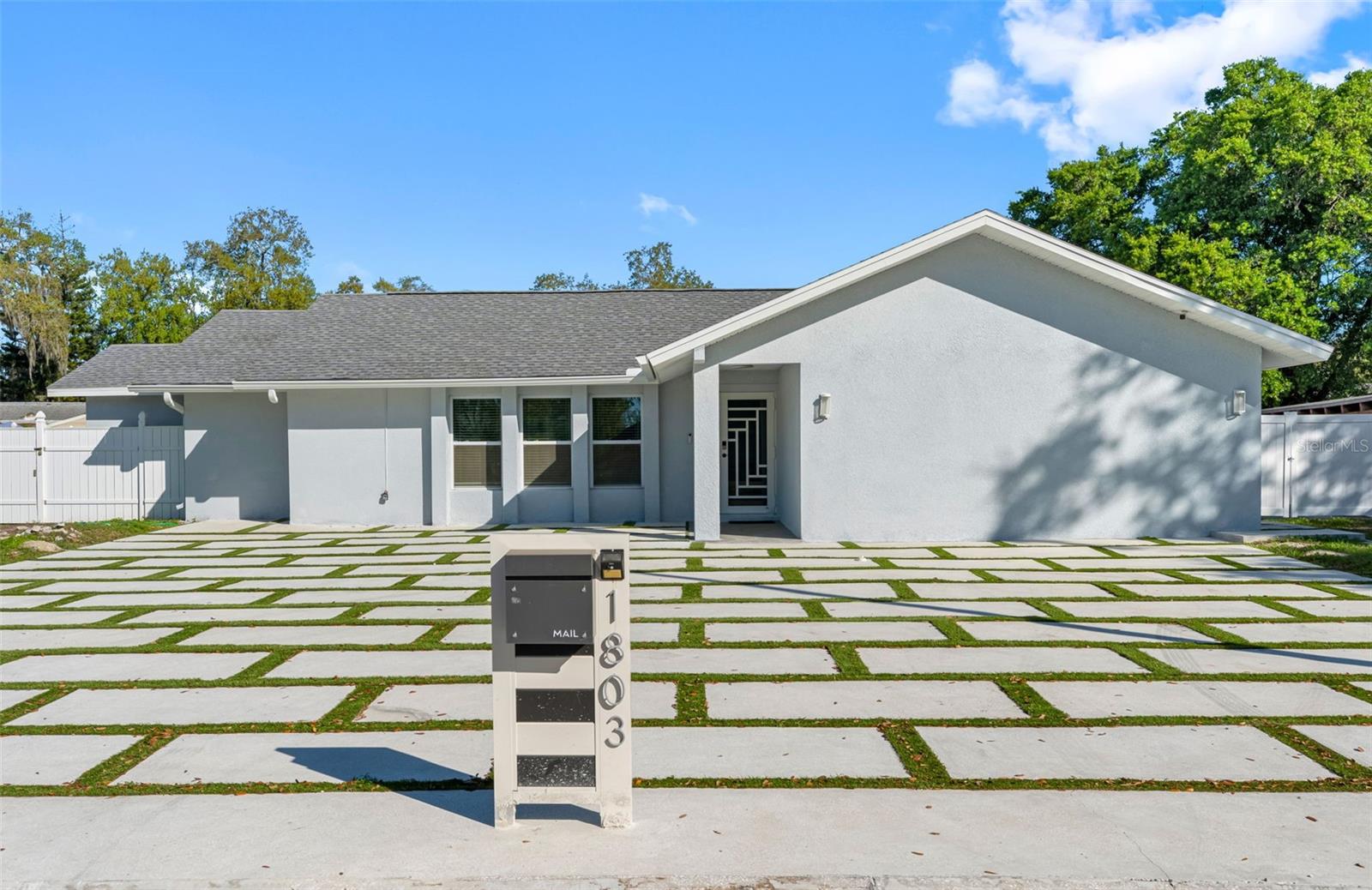 Image 85 of 87 For 1803 Lake Crest Avenue