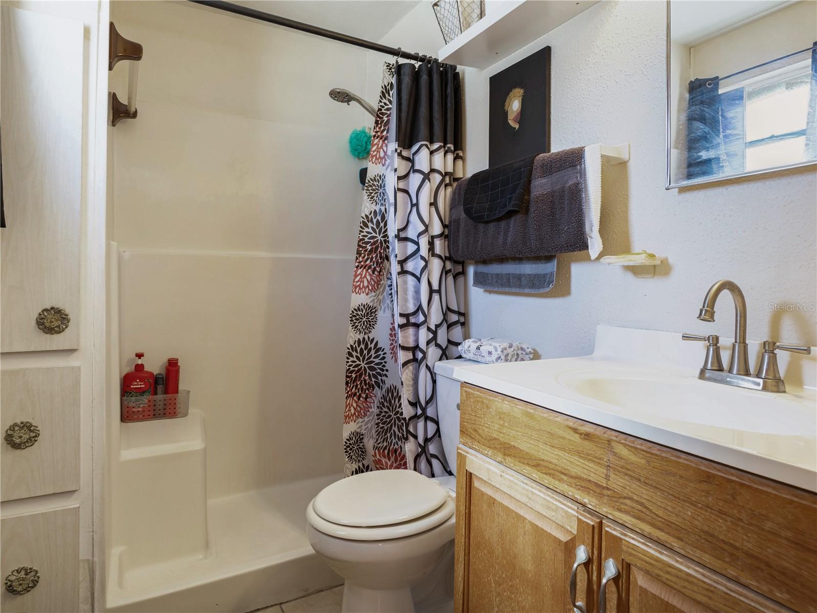 Image 12 of 62 For 613 Willow Avenue