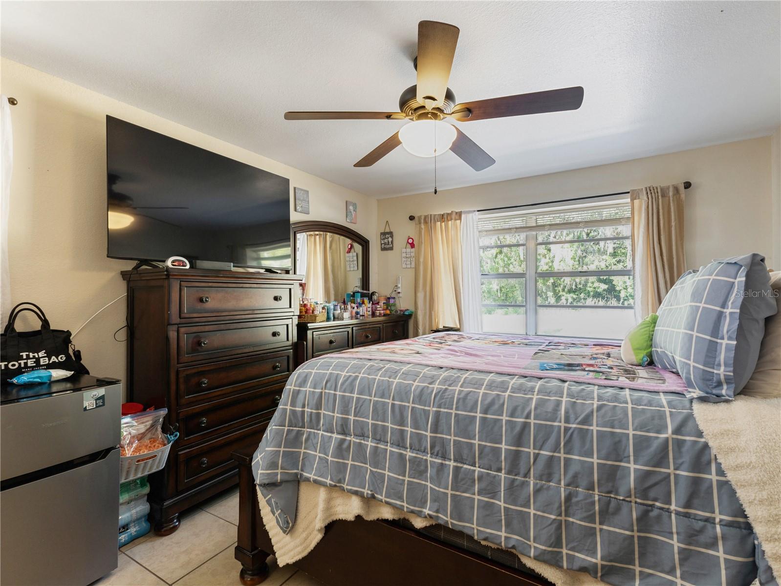 Image 20 of 62 For 613 Willow Avenue