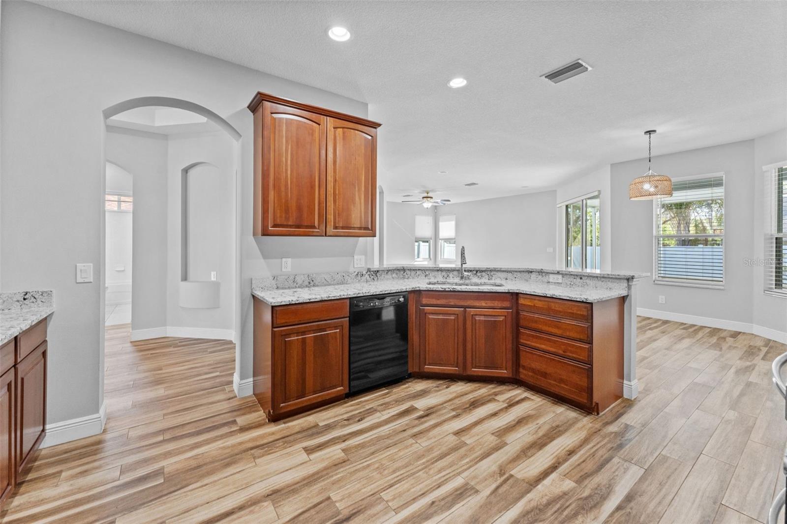 Image 10 of 46 For 1625 Grand Heritage Boulevard