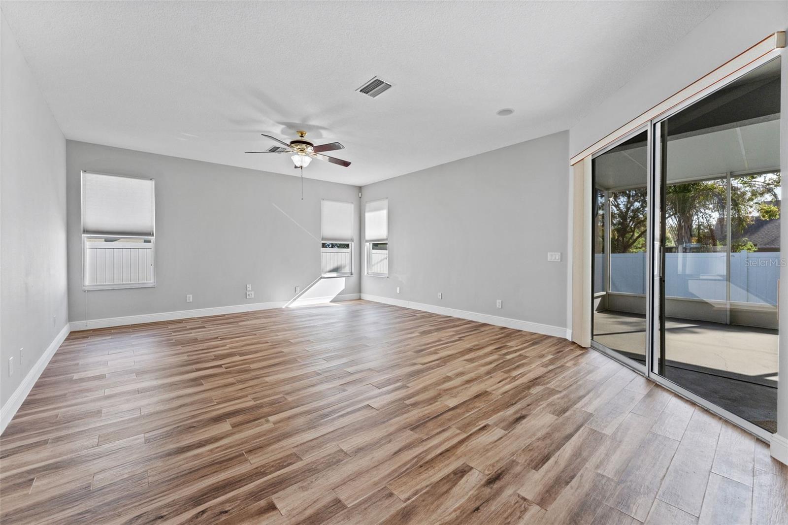 Image 15 of 46 For 1625 Grand Heritage Boulevard