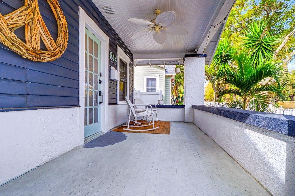 Image 4 of 25 For 844 11th Avenue S