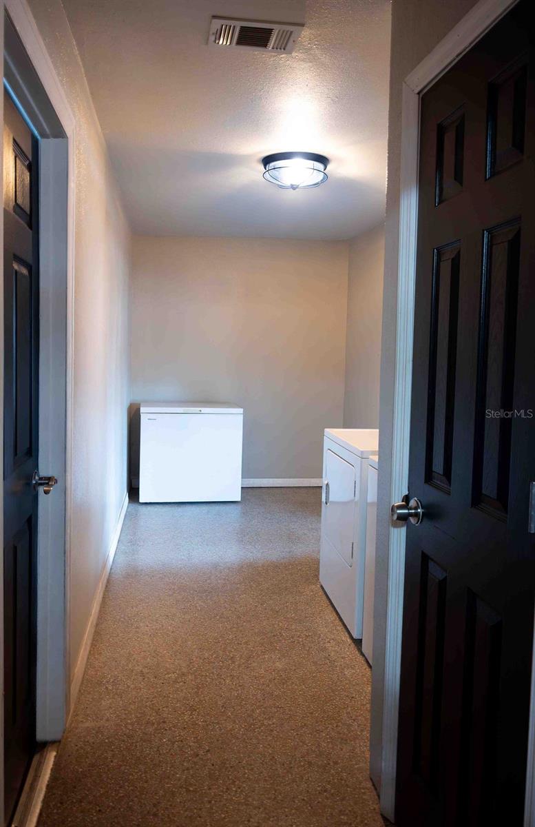 Image 15 of 16 For 706 Pearl Circle