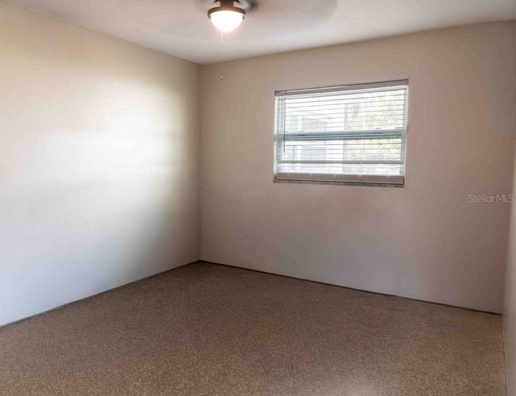 Image 9 of 16 For 706 Pearl Circle