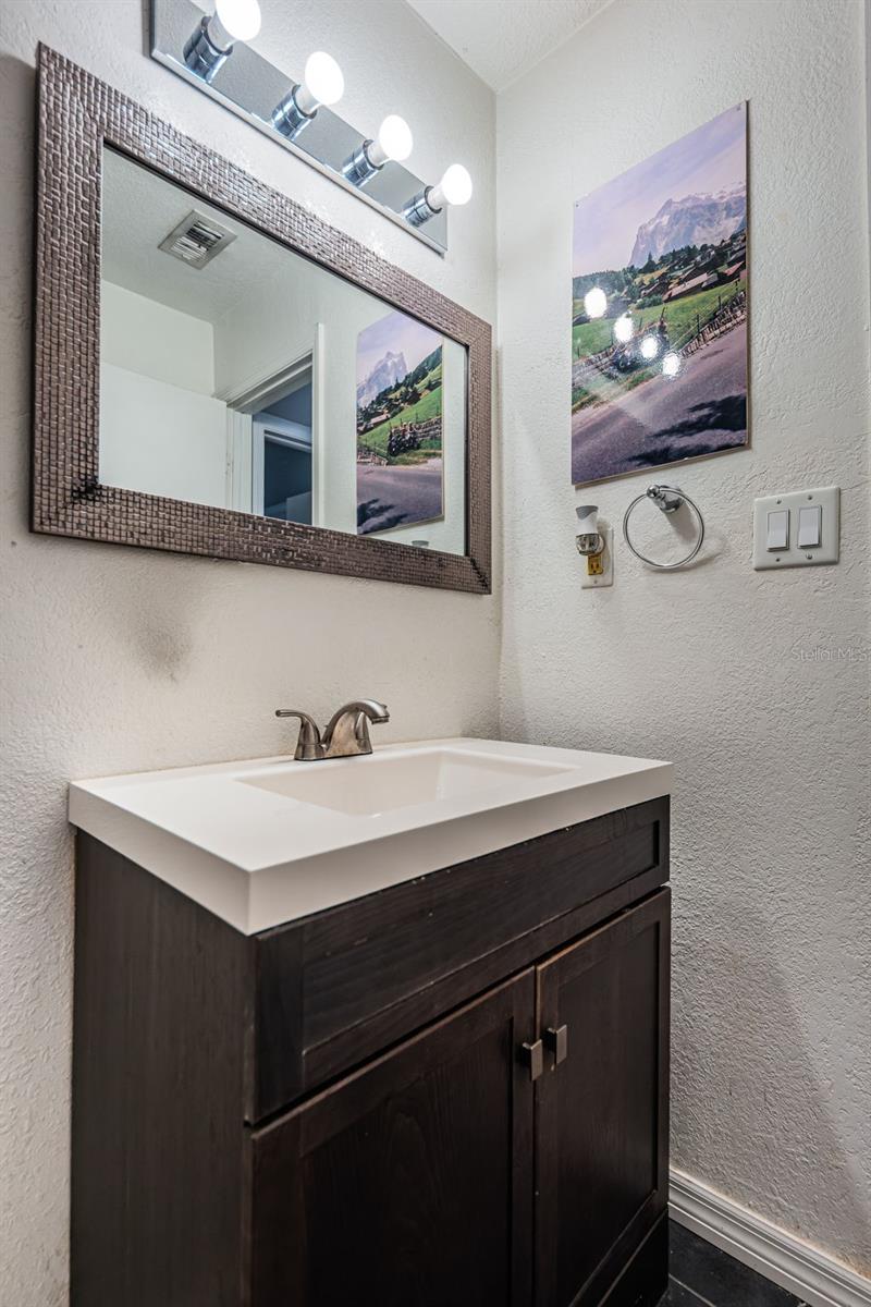 Image 17 of 81 For 5052 Starfish Drive Se D