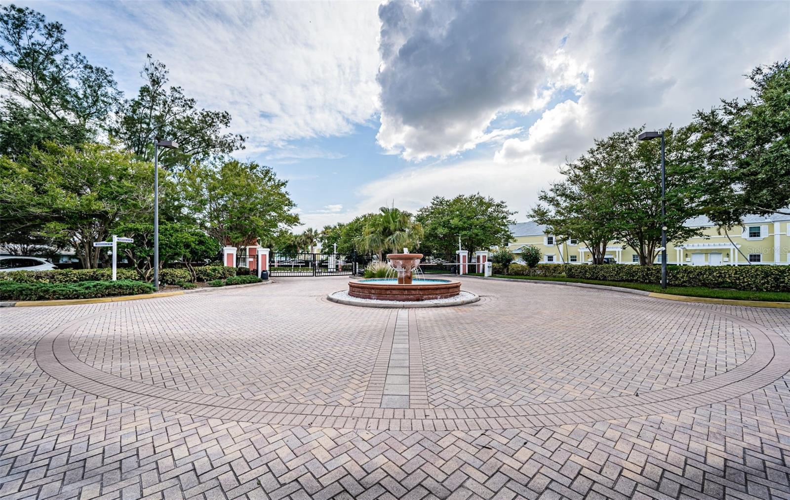 Image 29 of 81 For 5052 Starfish Drive Se D