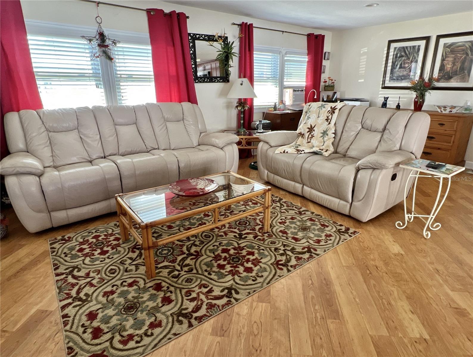 Image 10 of 22 For 7138 Mount Hawthorne Road Ne 586