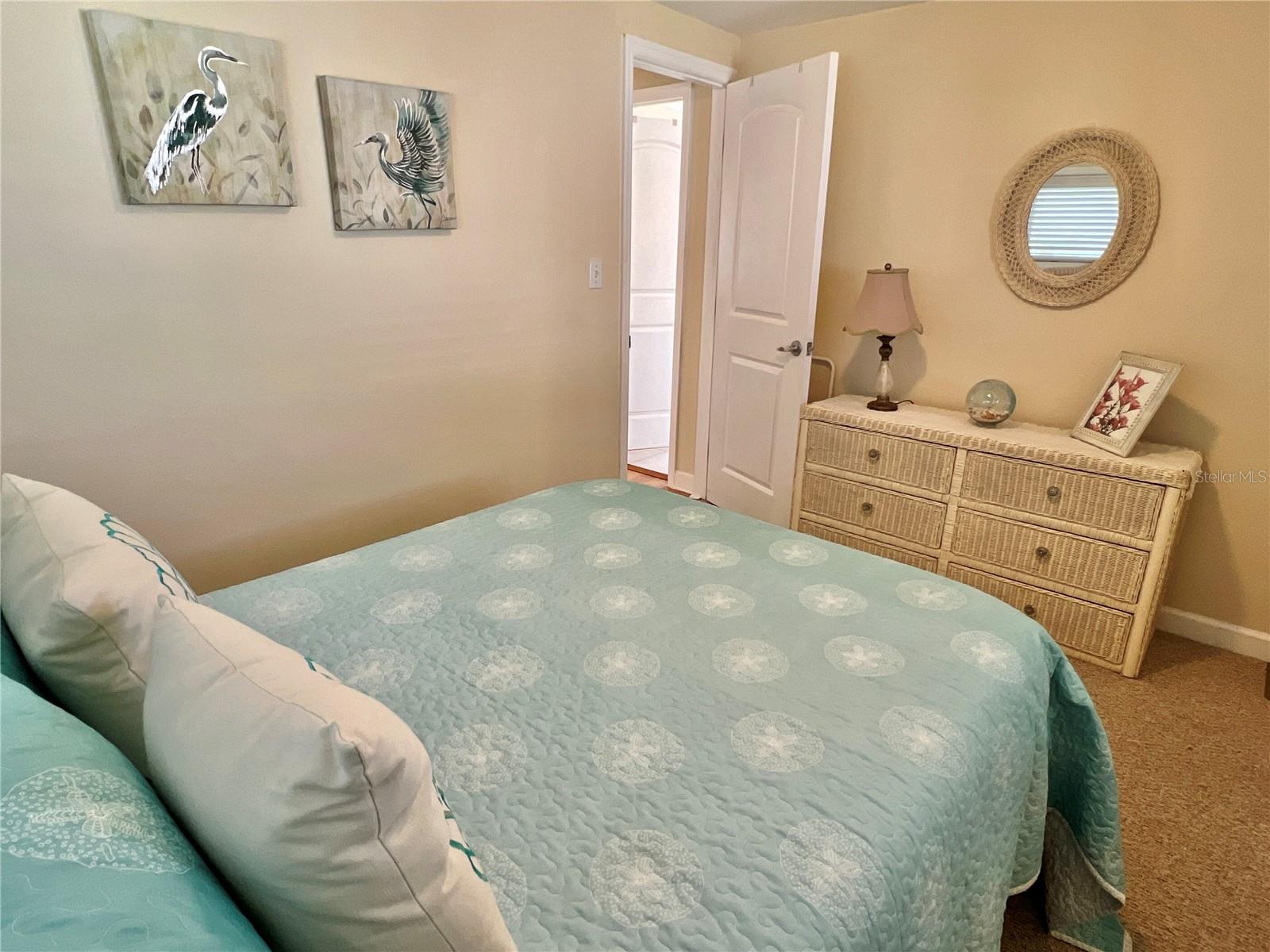 Image 18 of 22 For 7138 Mount Hawthorne Road Ne 586