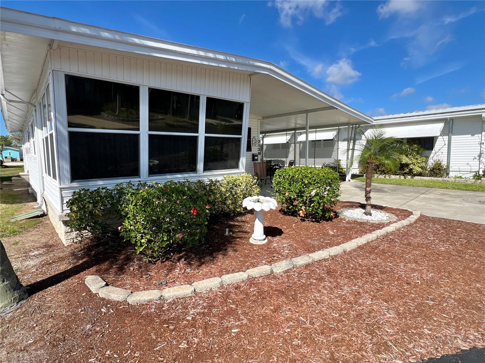 Image 2 of 22 For 7138 Mount Hawthorne Road Ne 586