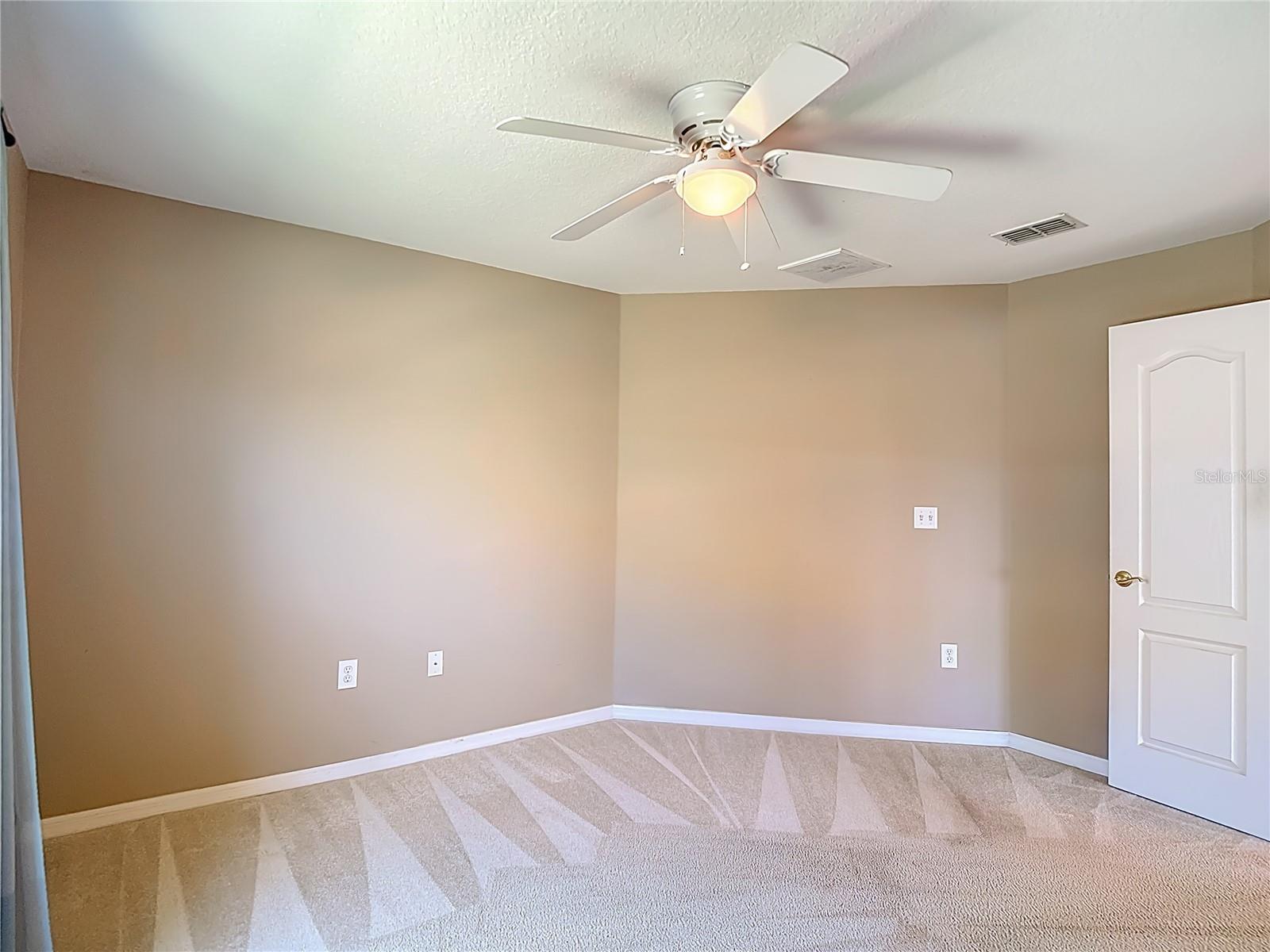 Image 31 of 60 For 29549 Tee Shot Drive