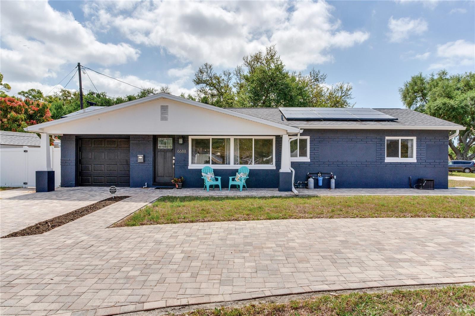 Details for 6688 30 Avenue N, ST PETERSBURG, FL 33710