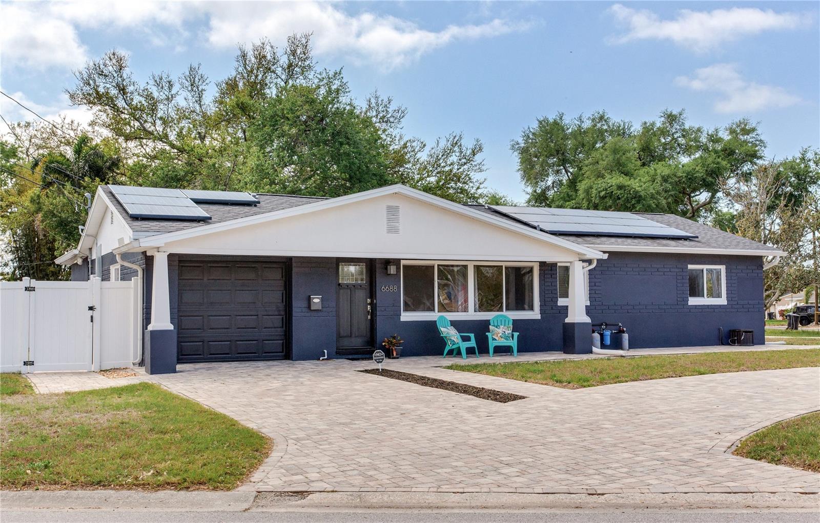 Image 43 of 43 For 6688 30 Avenue N