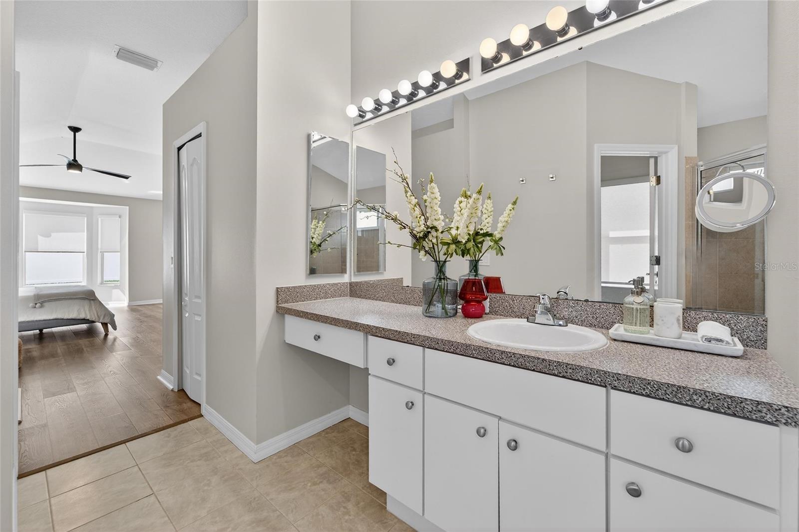 Image 30 of 90 For 1407 Bloomingdale Trails Boulevard