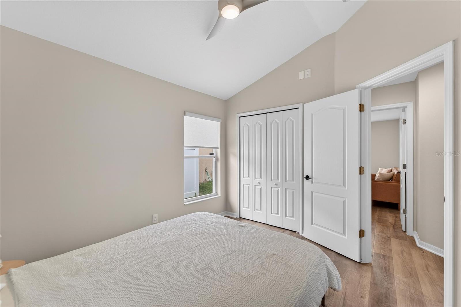 Image 39 of 90 For 1407 Bloomingdale Trails Boulevard