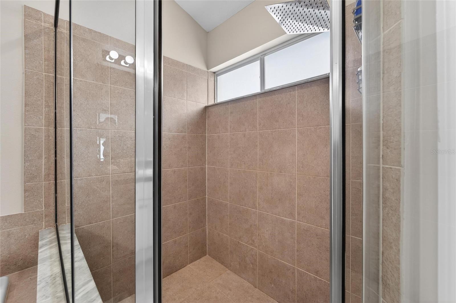 Image 49 of 90 For 1407 Bloomingdale Trails Boulevard