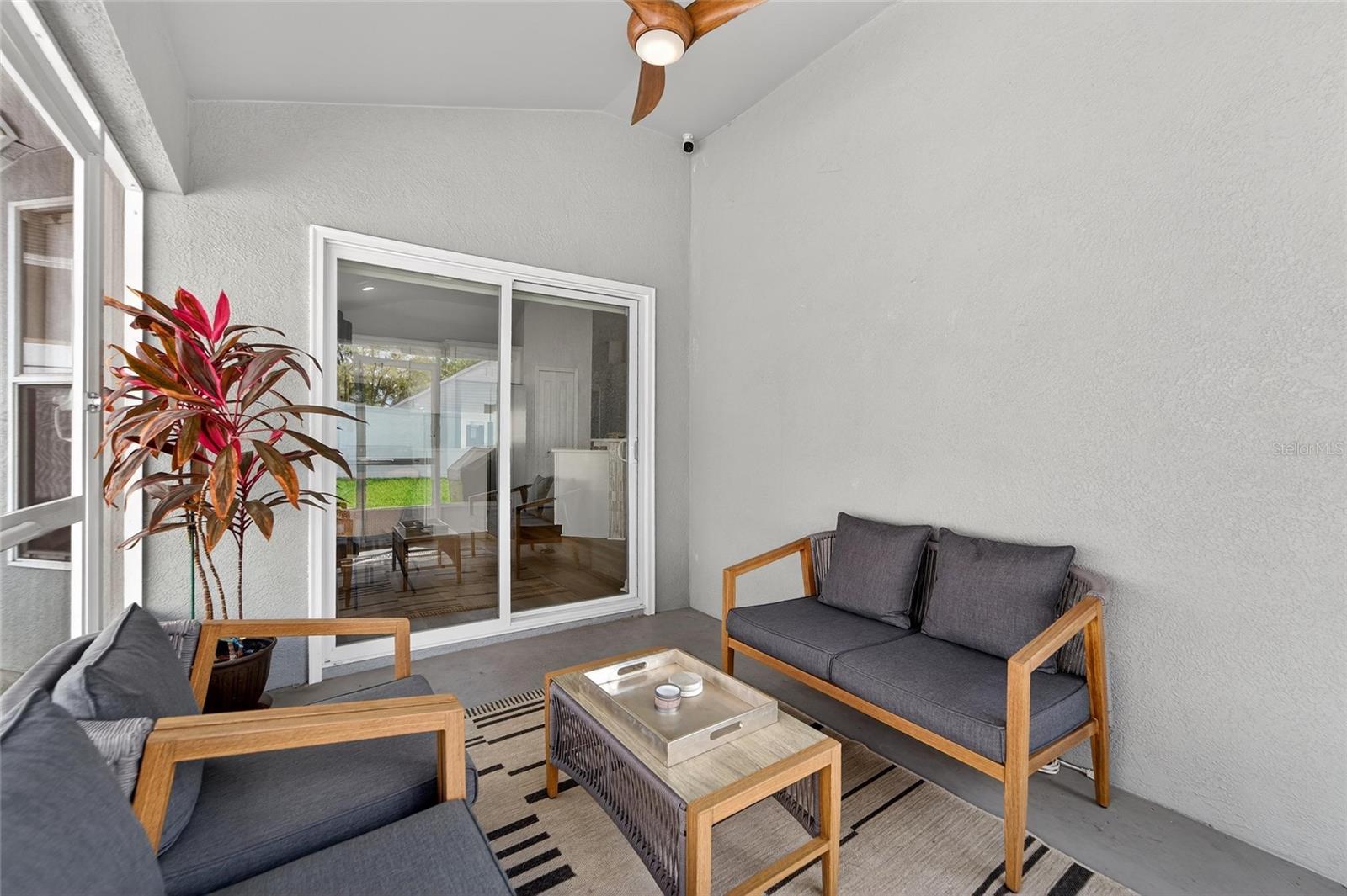 Image 55 of 90 For 1407 Bloomingdale Trails Boulevard