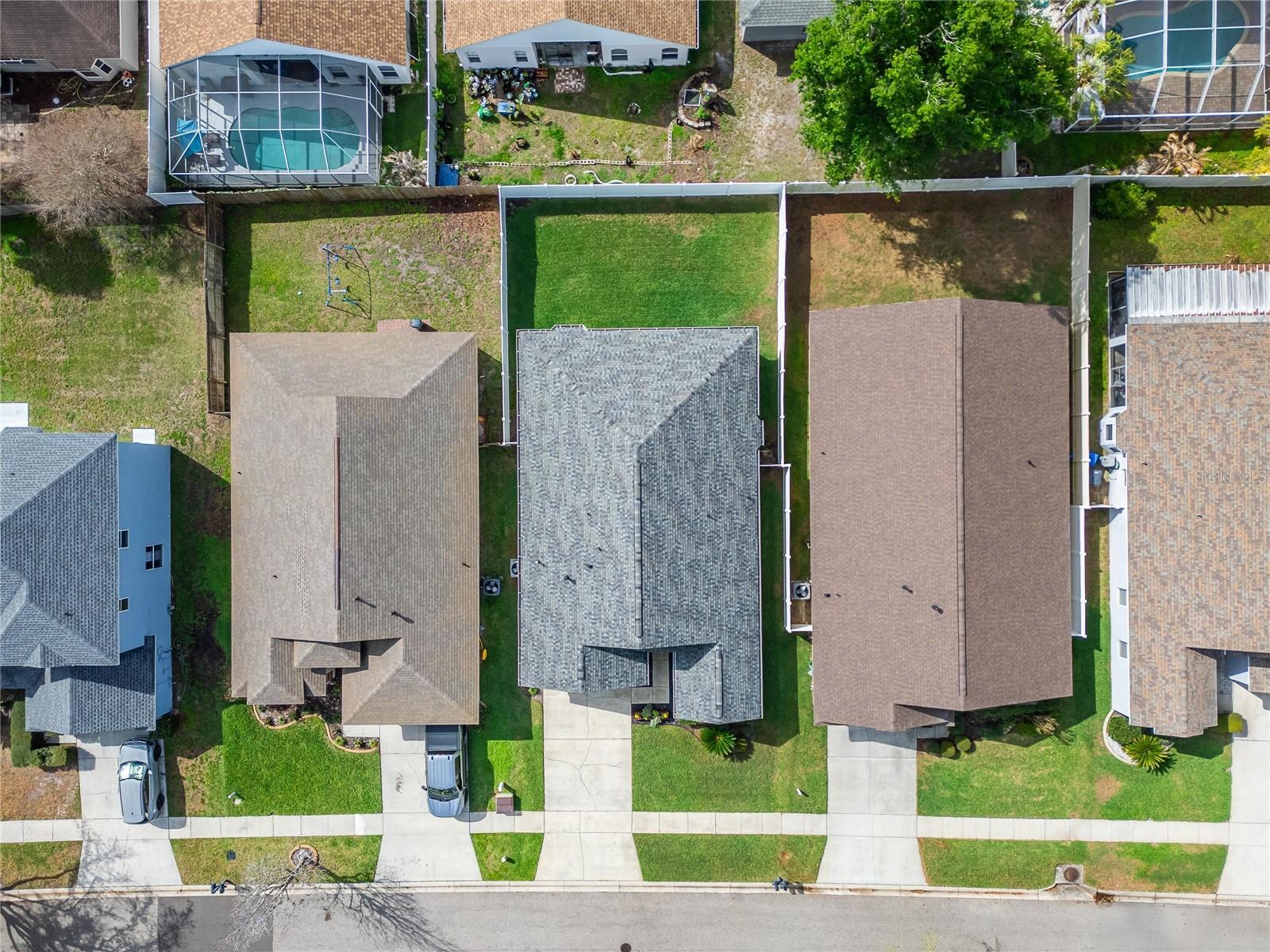 Image 73 of 90 For 1407 Bloomingdale Trails Boulevard