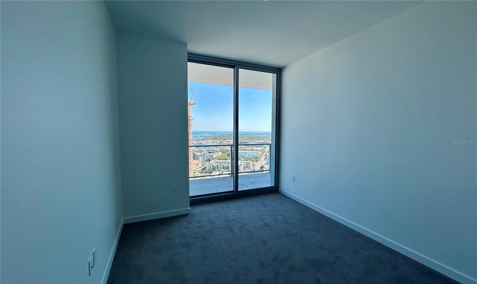 Image 20 of 26 For 400 Central Avenue 2906