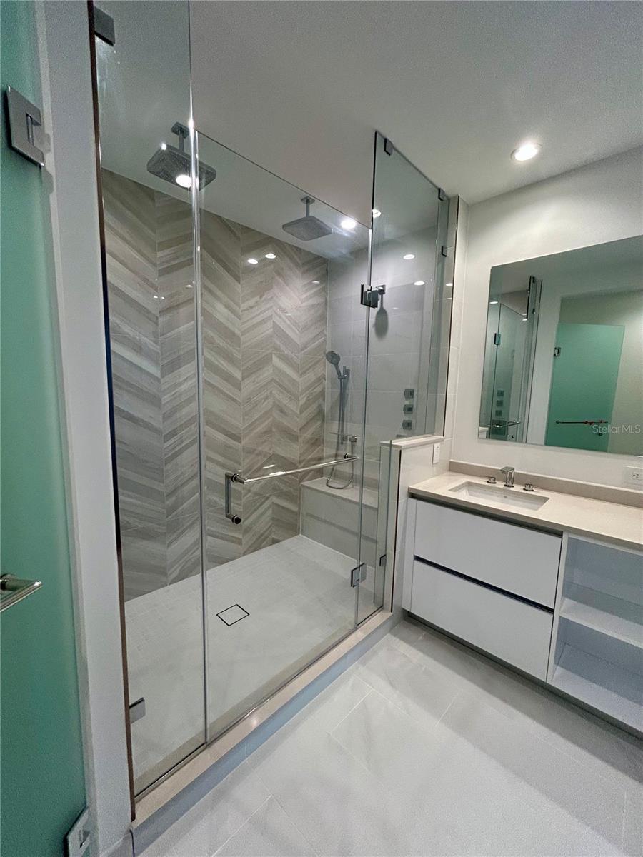 Image 9 of 26 For 400 Central Avenue 2906