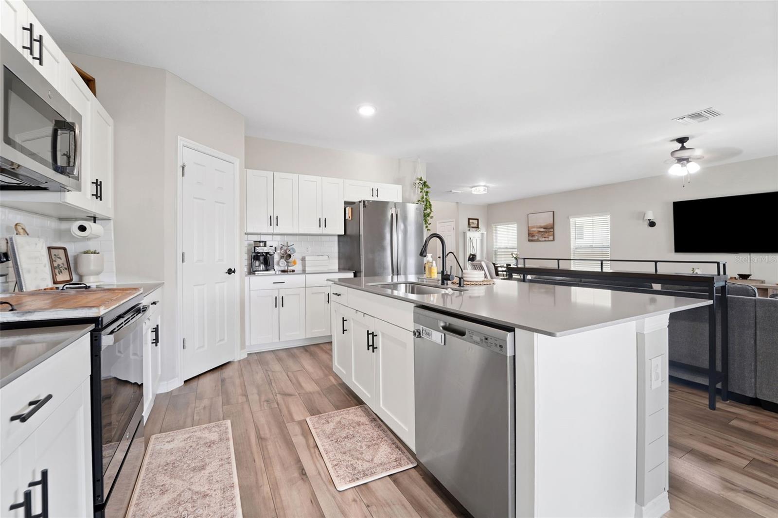 Image 3 of 51 For 34316 Verbena Street