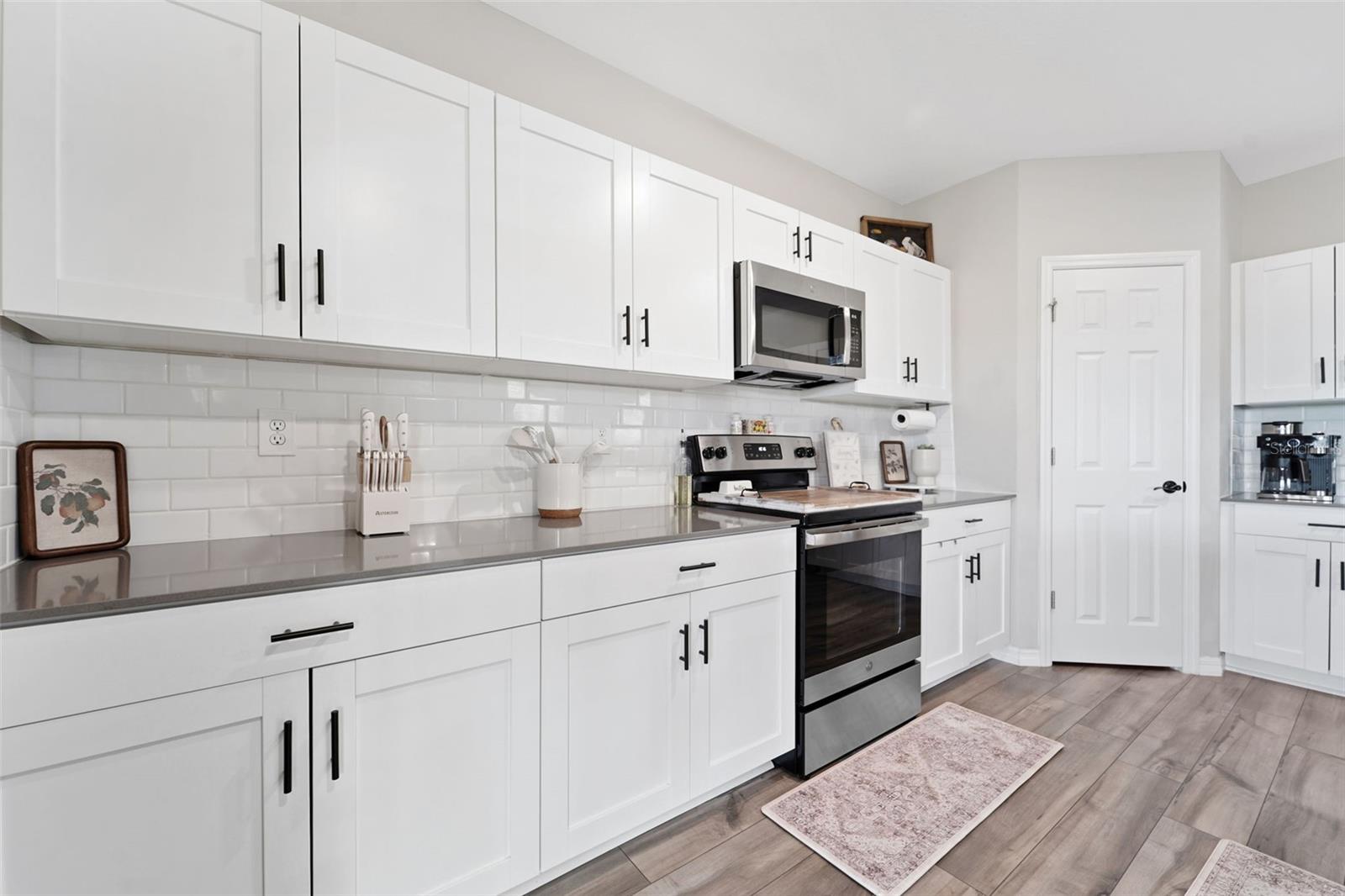 Image 4 of 51 For 34316 Verbena Street