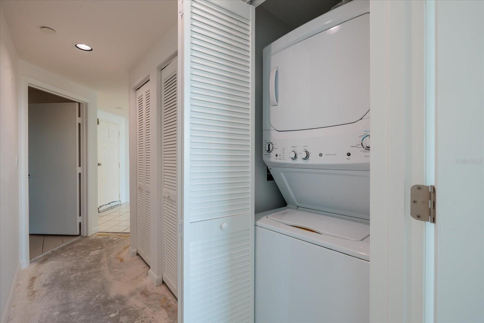 Image 28 of 70 For 1540 Gulf Boulevard 2205