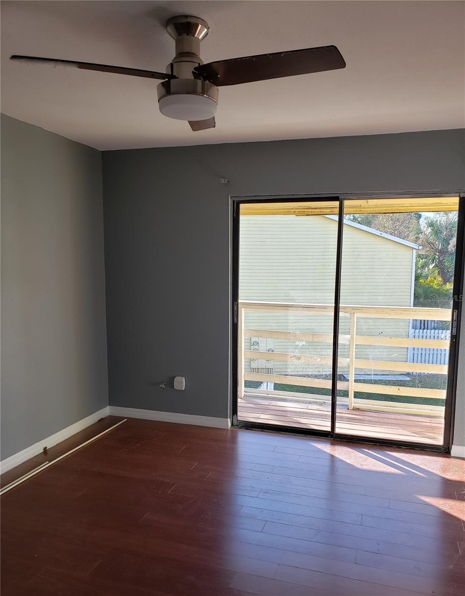 Image 13 of 32 For 22630 Gage Loop 10