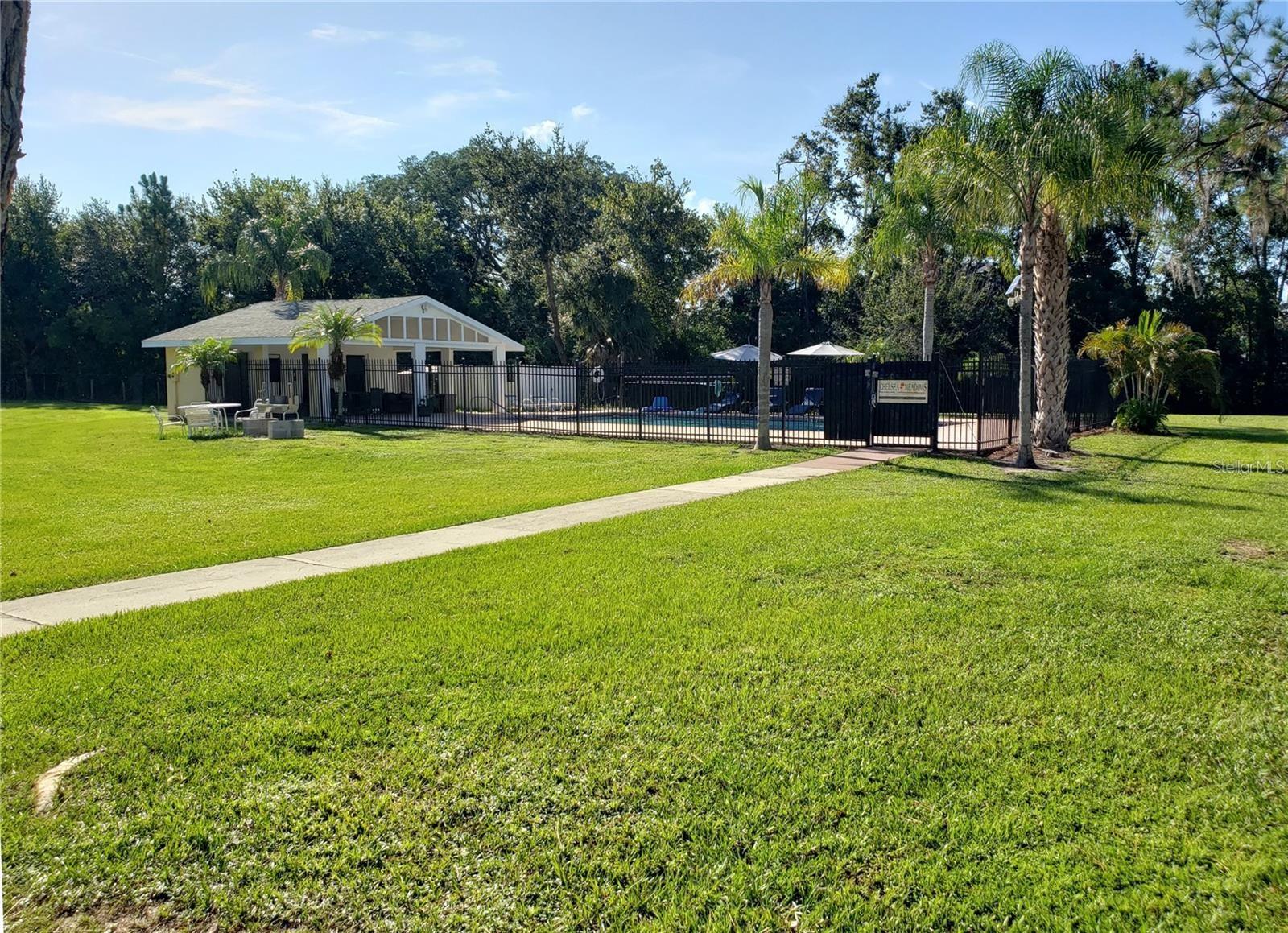 Image 21 of 32 For 22630 Gage Loop 10