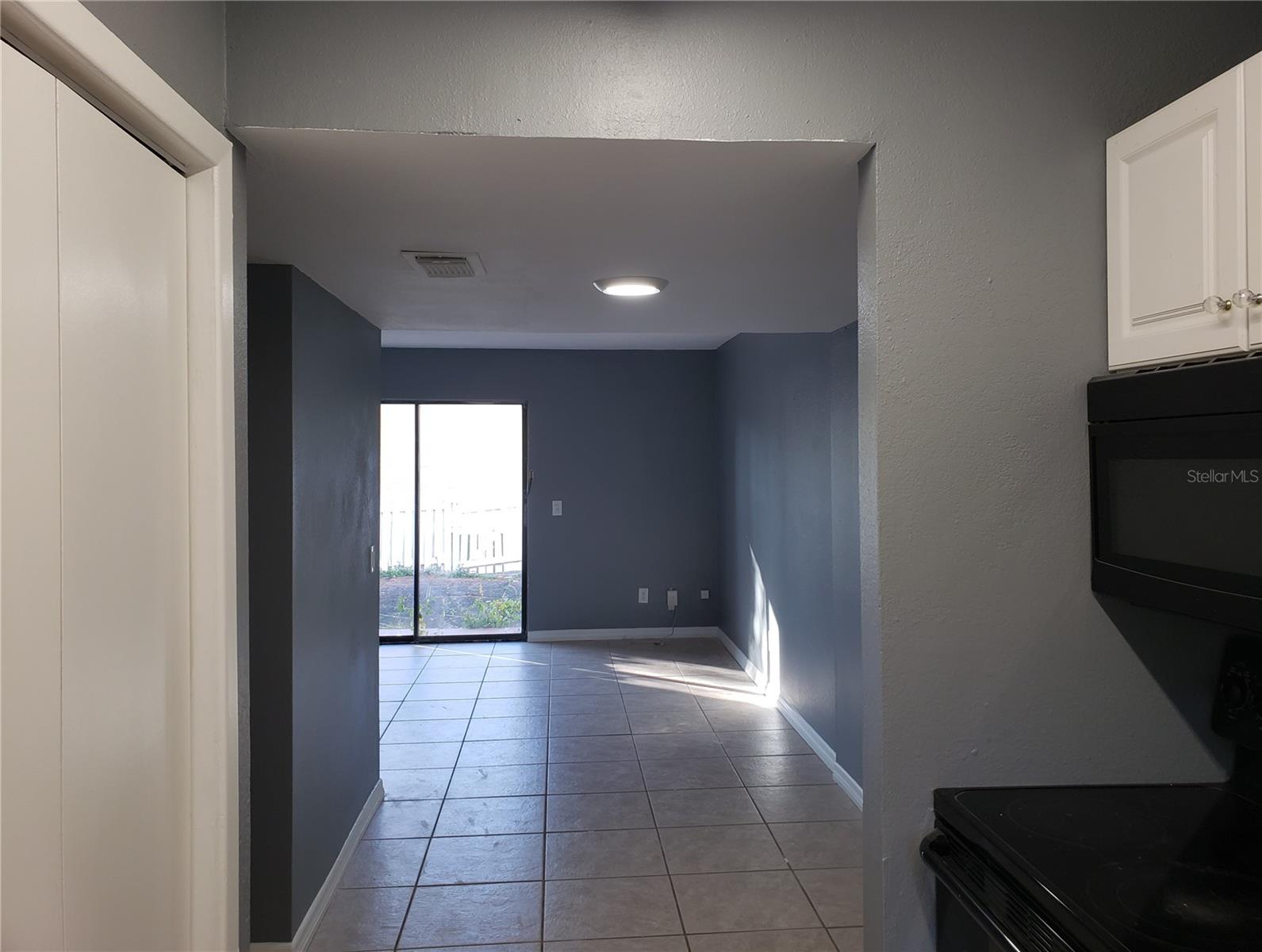 Image 5 of 32 For 22630 Gage Loop 10